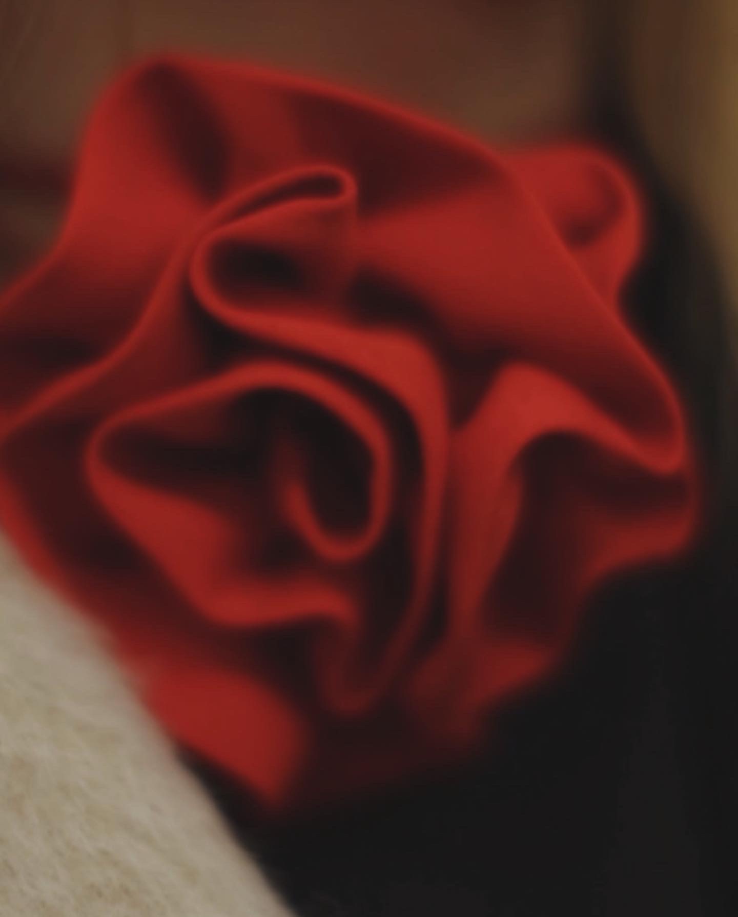 Choker róża czerwona