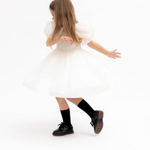 Dziewczęca biała sukienka z bufkami Sofia