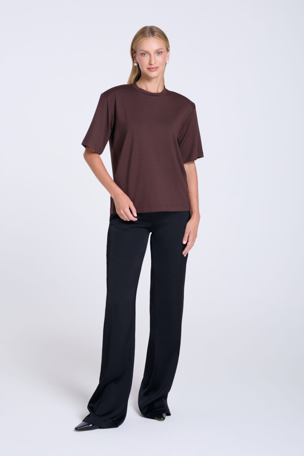 t-shirt-gini-brazowy-oversize