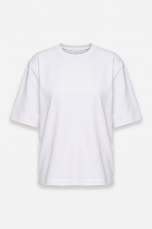 T-shirt oversize biały Gini — zdjęcie produktu na jasnym tle